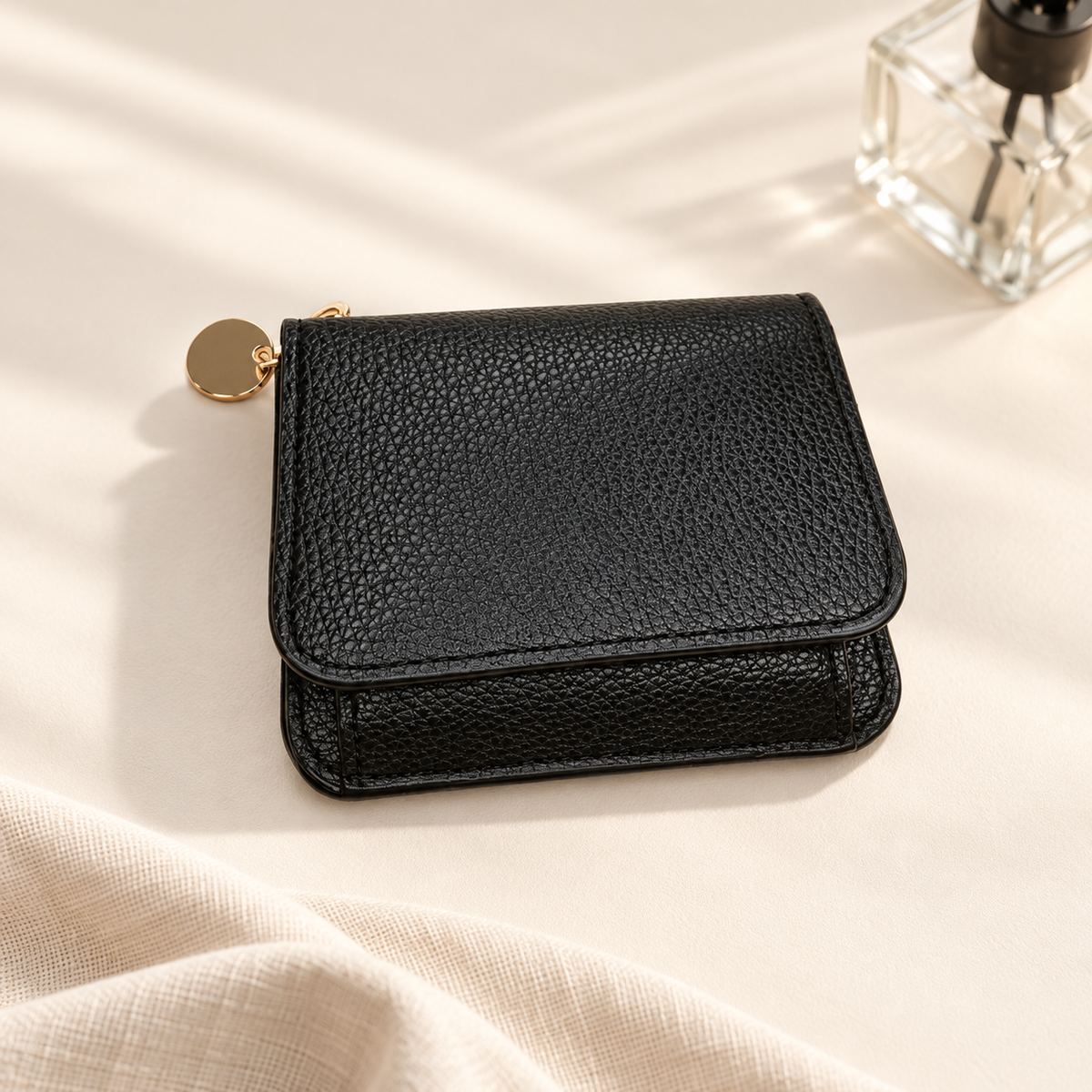 Women’s Elegant Minimalist Trifold Wallet